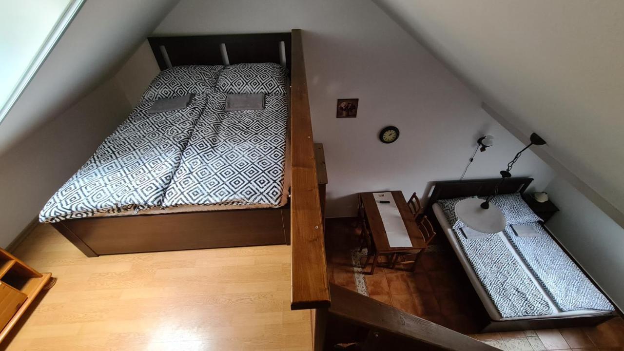Gyulai Fuerdoe Apartman Esterno foto